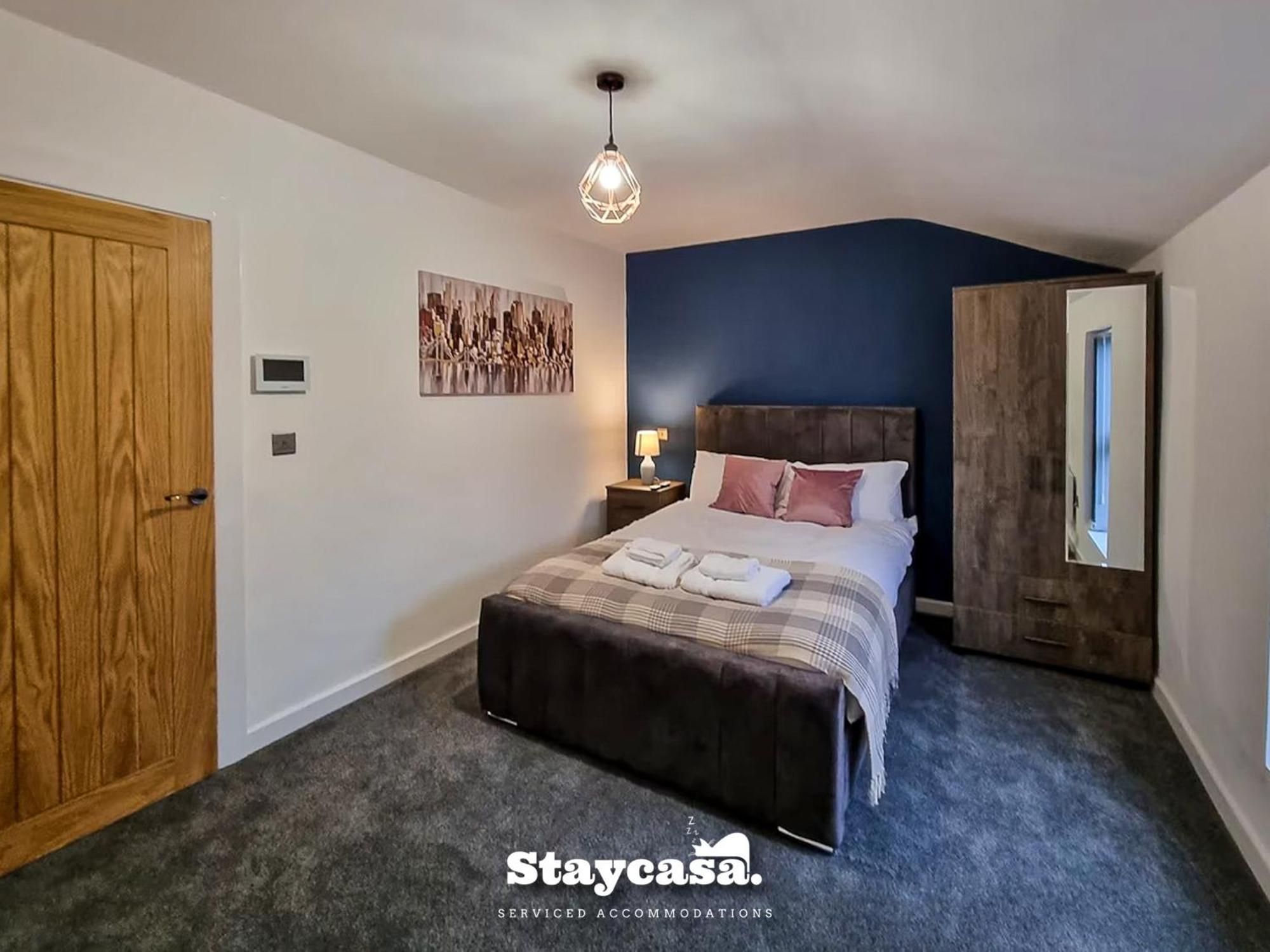 Delightful Spacious Haven With Large Driveway Manchester Exterior foto